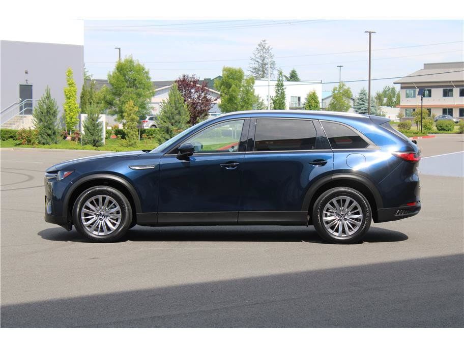 Used 2024 MAZDA CX-90 Plug-In Hybrid w/ Preferred AWD/4WD image 2