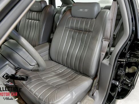 Used 1996 Chevrolet Impala SS RWD image 6