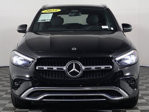 Certified 2025 Mercedes-Benz GLA 250 image 2