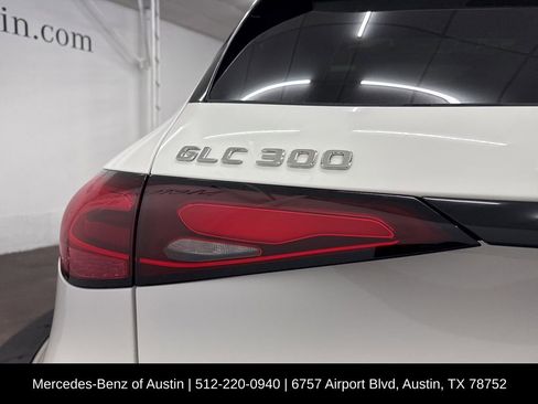 Certified 2026 Mercedes-Benz GLC 300 image 7