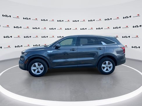 Used 2022 Kia Sorento LX AWD/4WD image 5