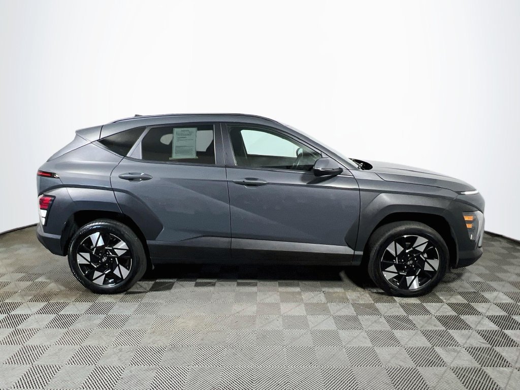 Used 2025 Hyundai Kona SEL AWD/4WD image 8