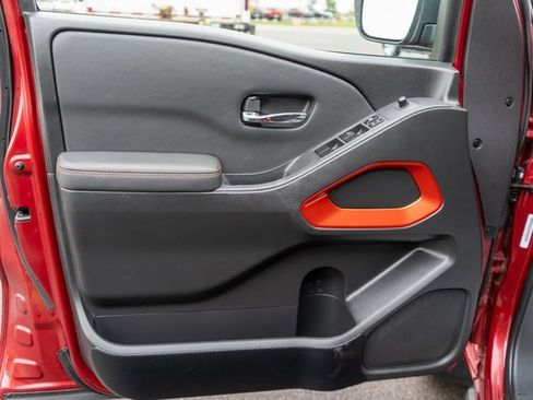 Used 2022 Nissan Frontier PRO-4X w/ Technology Package image 15