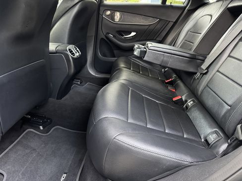 Used 2021 Mercedes-Benz GLC 300 4MATIC w/ AMG Line image 50