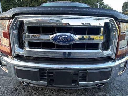 Used 2015 Ford F150 XLT w/ Equipment Group 301A Mid AWD/4WD image 12