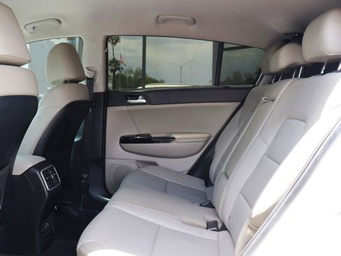 Used 2020 Kia Sportage EX FWD image 31