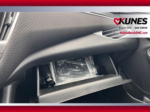 Used 2024 Chevrolet Malibu LT image 25