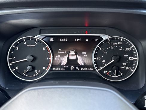 Used 2025 Nissan Rogue SV AWD/4WD image 18
