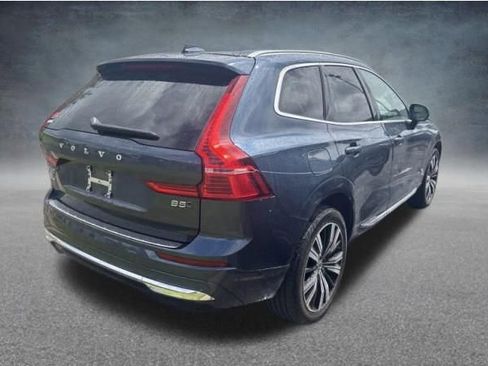 Used 2023 Volvo XC60 B5 Plus w/ Climate Package AWD/4WD image 4