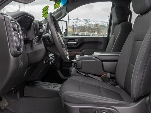 Used 2021 Chevrolet Silverado 2500 LT image 6