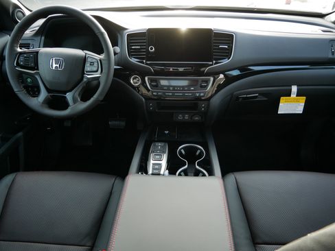 New 2026 Honda Ridgeline Black Edition image 10