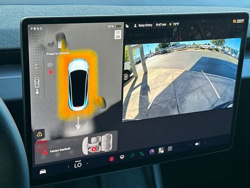Used 2024 Tesla Model 3 Standard Range RWD image 21