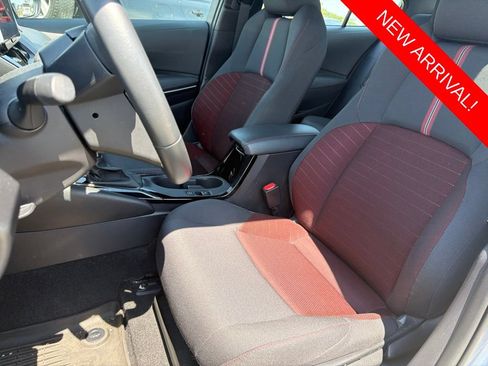 Certified 2025 Toyota Corolla SE w/ SE Premium Package FWD image 8
