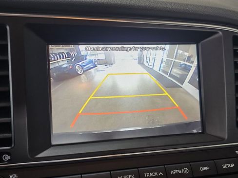 Used 2018 Hyundai Elantra SEL FWD image 38