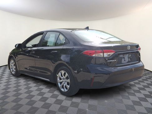 Certified 2024 Toyota Corolla LE FWD image 4