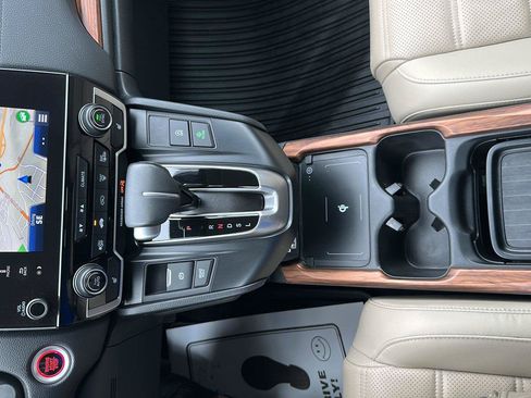 Used 2022 Honda CR-V Touring image 19