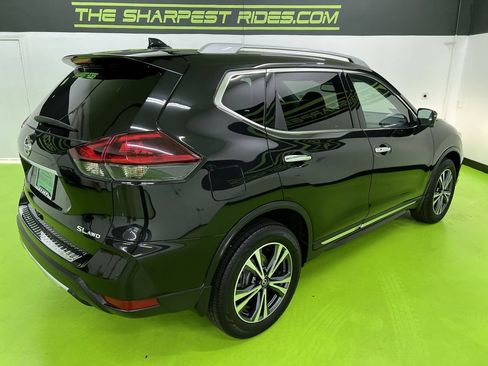 Used 2018 Nissan Rogue SL AWD/4WD image 10