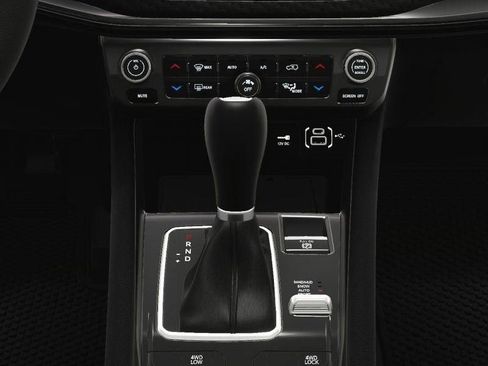 Certified 2025 Jeep Compass Latitude w/ Convenience Group image 23