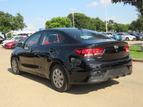 Used 2020 Kia Rio LX image 12