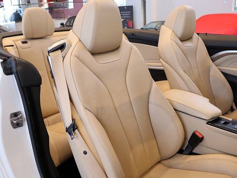 Used 2019 BMW 430i xDrive Convertible image 18