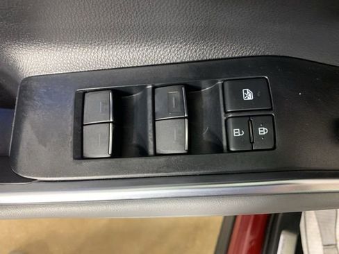 Used 2021 Toyota Highlander Platinum image 20