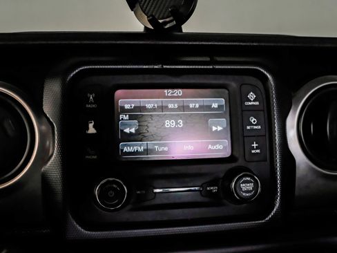 Used 2019 Jeep Wrangler Sport AWD/4WD image 20