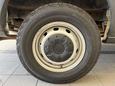 Used 2023 Ford Transit 250 Medium Roof RWD image 11