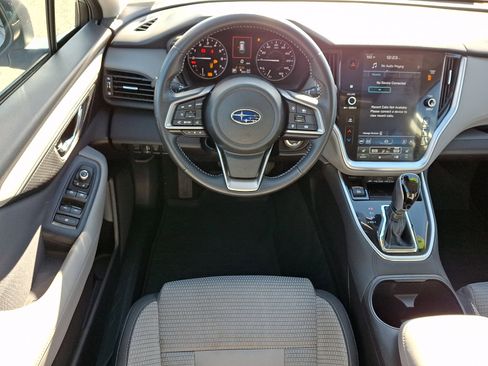 Used 2023 Subaru Outback Premium image 11
