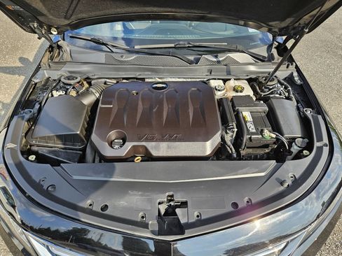 Used 2019 Chevrolet Impala LT FWD image 22