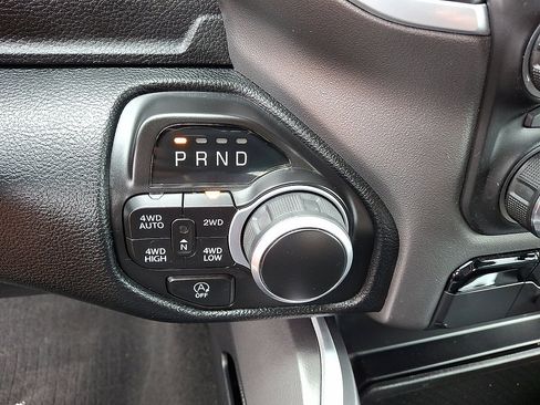 Certified 2022 RAM 1500 Big Horn AWD/4WD image 4