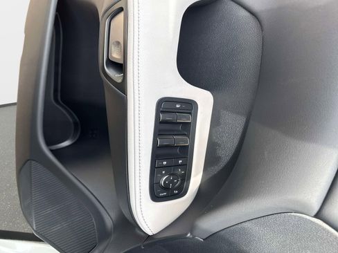 New 2026 Lexus RX 350h AWD/4WD image 17