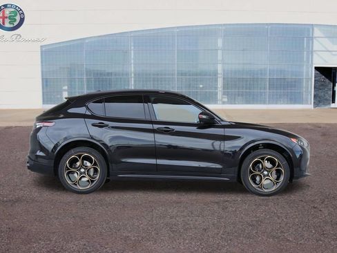 New 2025 Alfa Romeo Stelvio Sprint AWD/4WD image 54