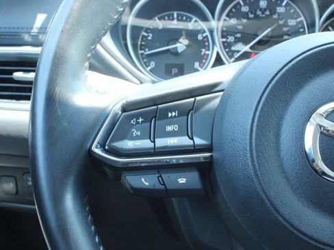 Used 2018 MAZDA CX-5 Touring w/ Preferred Equipment Package AWD/4WD image 24