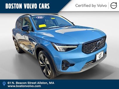 Certified 2023 Volvo XC40 B5 Plus w/ Protection Package Premier