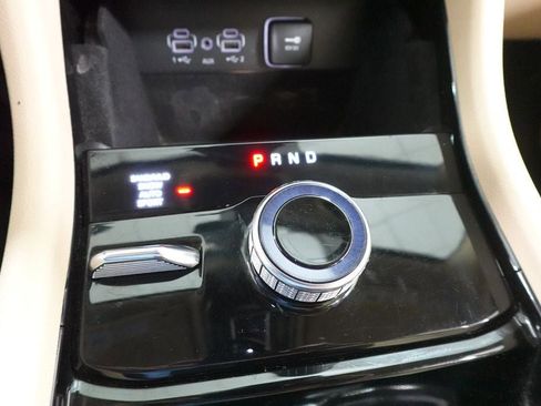 Used 2022 Jeep Grand Cherokee L Limited image 24