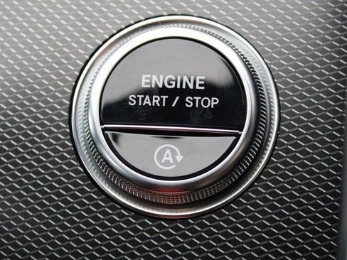 Used 2024 Mercedes-Benz C 300 4MATIC Sedan image 19