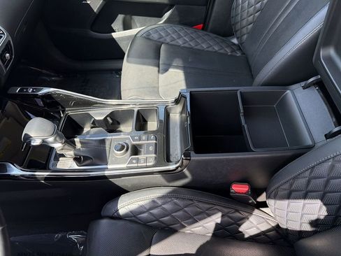 Used 2023 Kia Sorento SX Prestige image 26