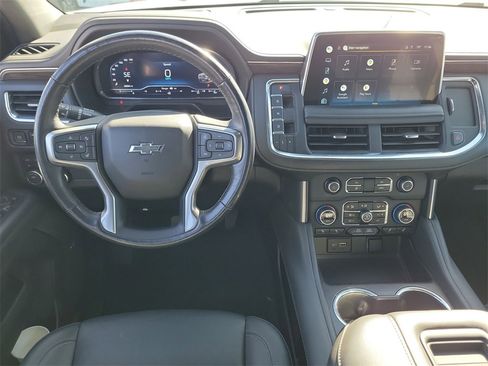 Certified 2022 Chevrolet Tahoe Z71 w/ Luxury Package image 11