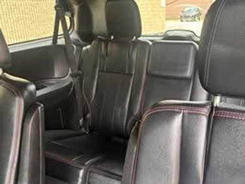 Used 2018 Dodge Grand Caravan GT FWD image 4
