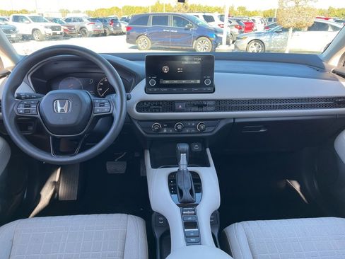 Certified 2025 Honda HR-V LX image 15