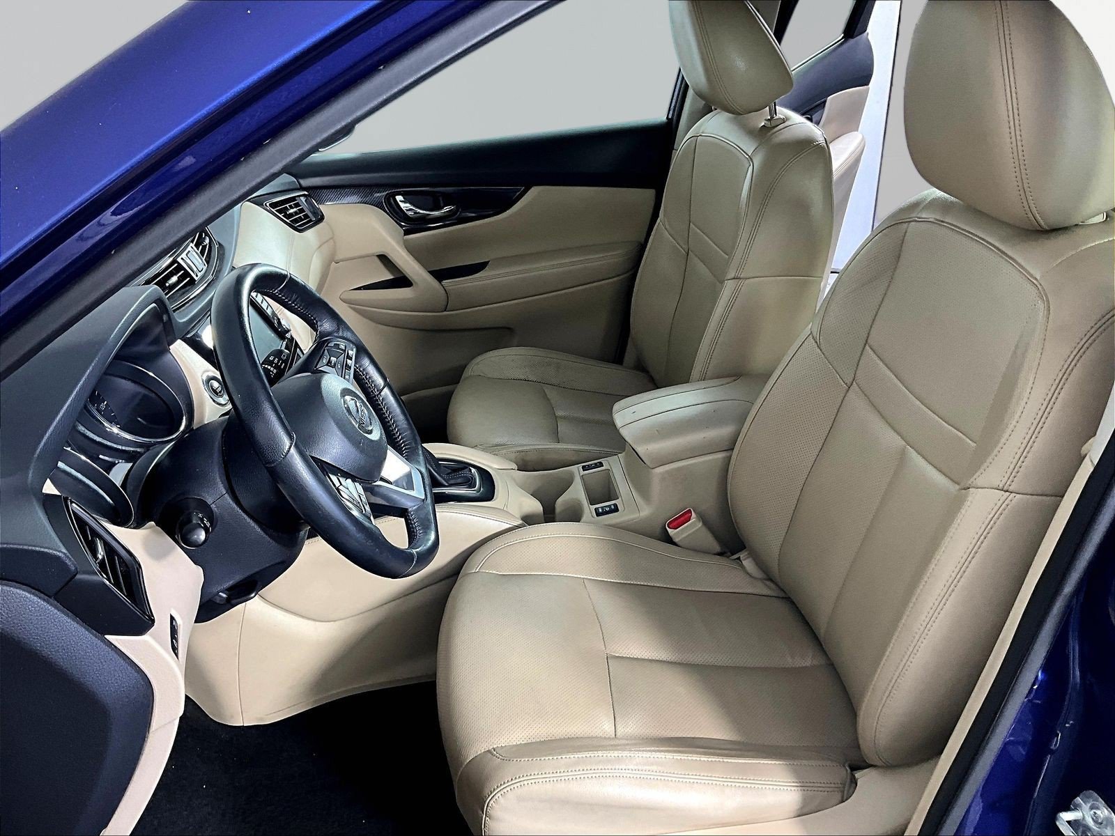 Used 2018 Nissan Rogue SL w/ Premium Package AWD/4WD image 19