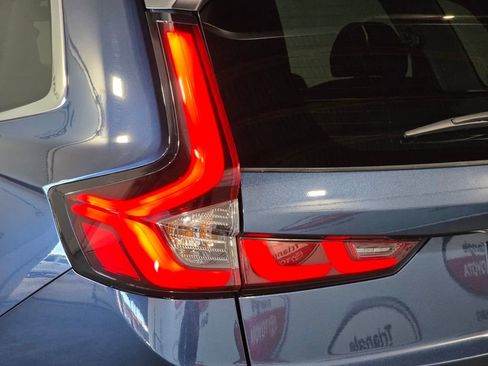 Used 2023 Honda CR-V EX image 9