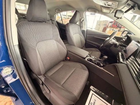 Used 2025 Toyota Camry SE FWD image 18