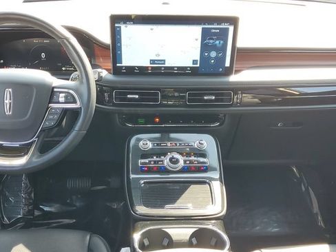 Certified 2023 Lincoln Nautilus Reserve w/ Monochromatic Package AWD/4WD image 26