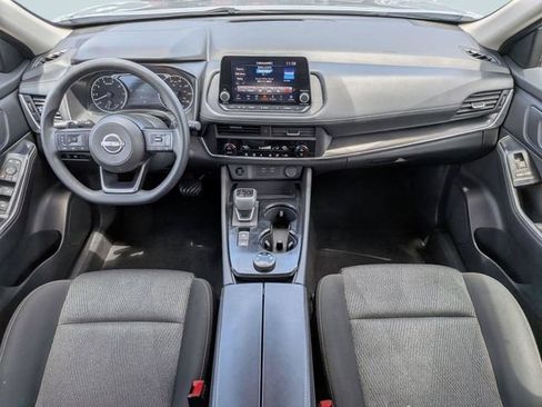 Used 2024 Nissan Rogue SV AWD/4WD image 14