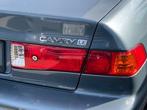 Used 2000 Toyota Camry LE image 15