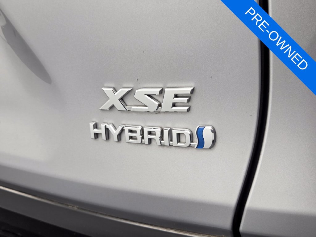 Used 2024 Toyota RAV4 XSE w/ Advanced Technology Package AWD/4WD image 19