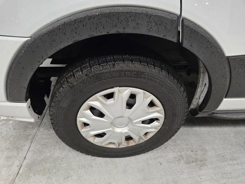 Used 2024 Ford Transit 350 XLT image 10