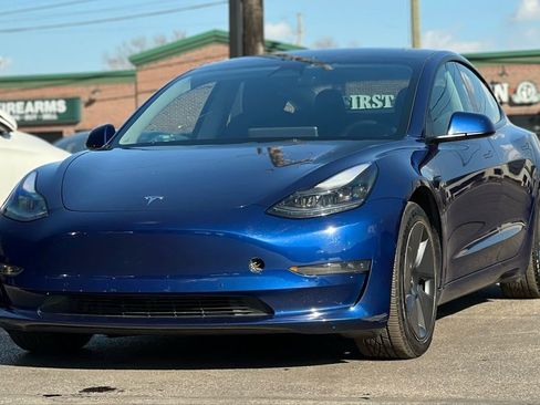 Used 2022 Tesla Model 3 image 13