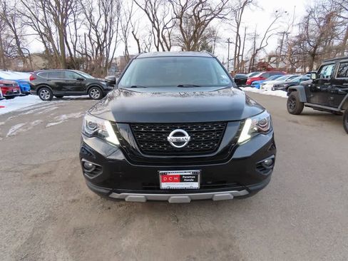 Used 2019 Nissan Pathfinder SL w/ Rock Creek Edition image 6